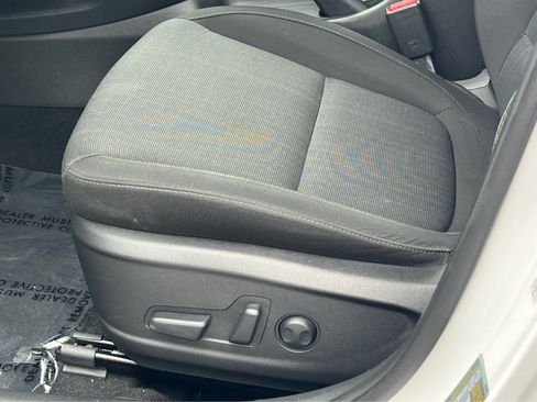 Used 2023 Hyundai Kona SEL image 28