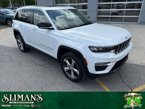 Used 2022 Jeep Grand Cherokee Limited AWD/4WD image 1