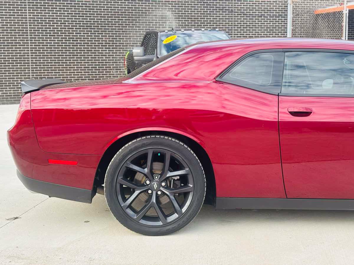 Used 2021 Dodge Challenger R/T w/ Blacktop Package RWD image 7