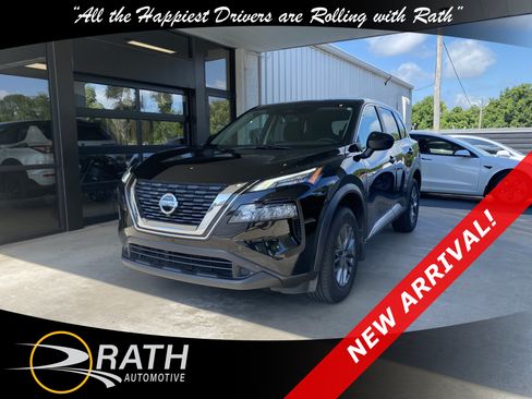 Used 2021 Nissan Rogue S FWD image 4