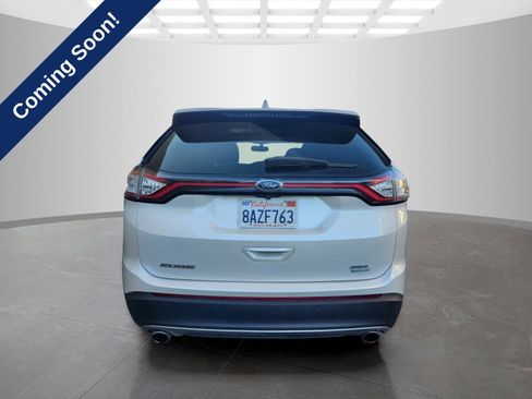 Used 2018 Ford Edge SEL w/ Equipment Group 201A FWD image 6