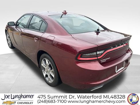 Used 2017 Dodge Charger SXT w/ Driver Confidence Group AWD/4WD image 5