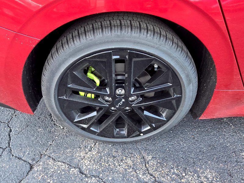 New 2027 Kia K5 GT w/ GT1 Package FWD image 9