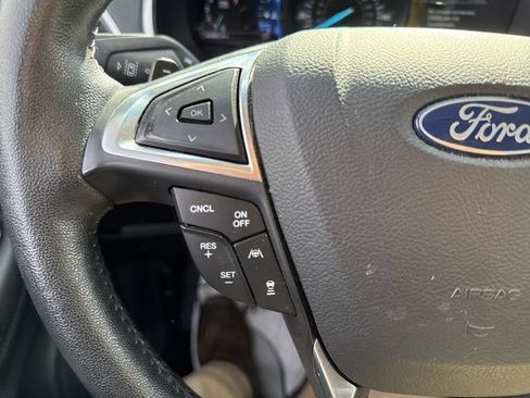 Used 2019 Ford Edge SEL w/ Equipment Group 201A image 35