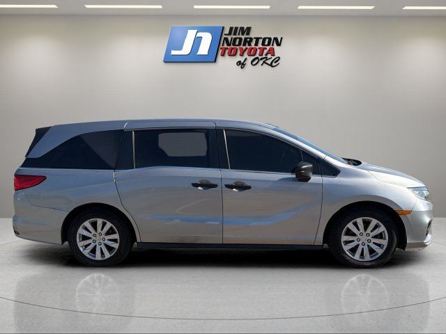 Used 2018 Honda Odyssey LX image 4
