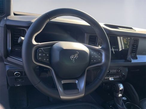 New 2025 Ford Bronco Big Bend w/ Black Diamond Package image 13