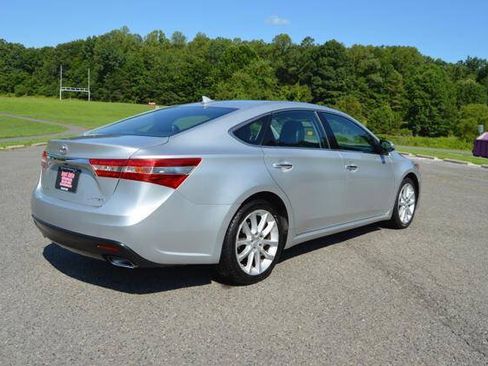 Used 2014 Toyota Avalon Limited FWD image 8