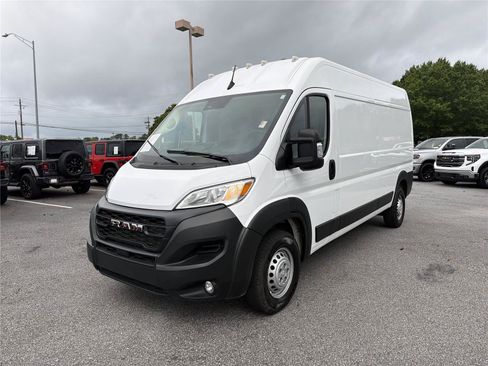 Used 2025 RAM ProMaster 2500 w/ Convenience Group FWD image 2