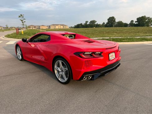Used 2025 Chevrolet Corvette Stingray Convertible w/ 1LT RWD image 30