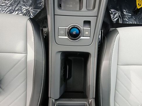 New 2026 Volkswagen Tiguan SE R-Line FWD image 25
