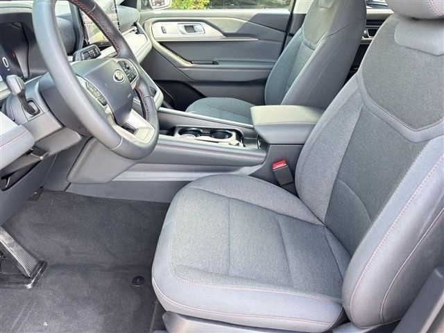 Certified 2026 Ford Explorer Active RWD image 14