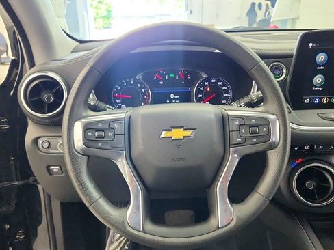Used 2024 Chevrolet Blazer LT w/ Convenience Package FWD image 32