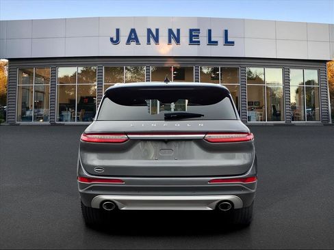 Used 2022 Lincoln Corsair Reserve w/ Equipment Group 201A image 6