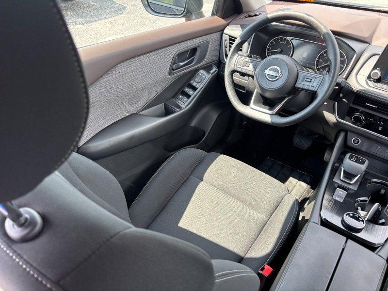 Used 2023 Nissan Rogue S AWD/4WD image 14