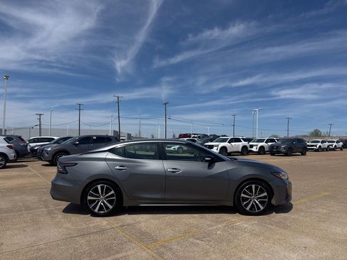 Certified 2021 Nissan Maxima 3.5 SV w/ Floor Mat Group image 27