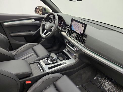 Used 2023 Audi Q5 2.0T Prestige AWD/4WD image 18