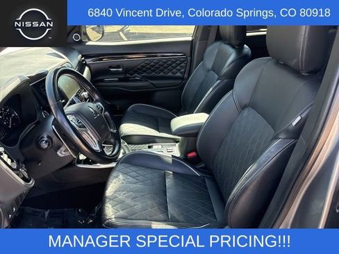 Used 2021 Mitsubishi Outlander GT AWD/4WD image 18