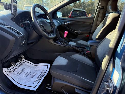 Used 2018 Ford Focus ST image 13