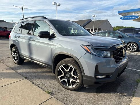 Used 2022 Honda Passport Elite image 3