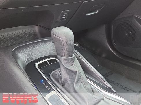 Used 2024 Toyota Corolla LE FWD image 10