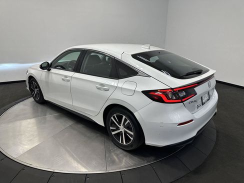 Used 2023 Honda Civic LX image 5