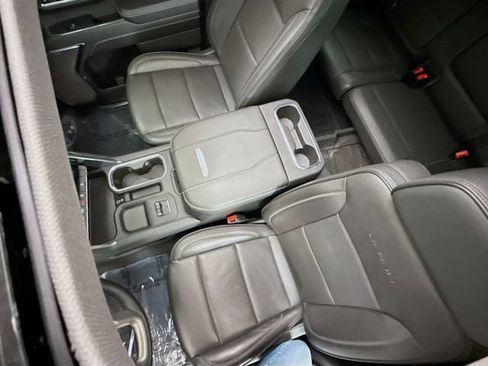 Used 2024 GMC Sierra 2500 Denali w/ Denali Reserve Package image 25