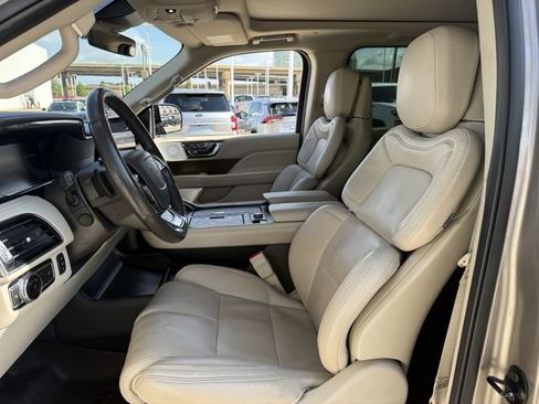 Used 2020 Lincoln Navigator Reserve w/ Luxury Package AWD/4WD image 27