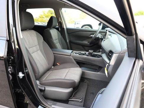 New 2026 Nissan Rogue SV AWD/4WD image 24