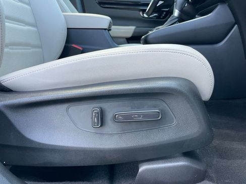 Certified 2025 Honda CR-V EX-L image 30