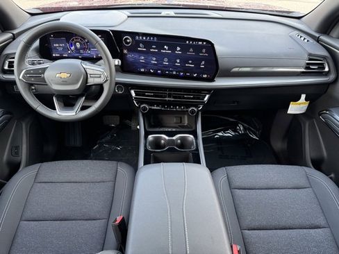 New 2026 Chevrolet Traverse LT w/ Driver Confidence Package image 10