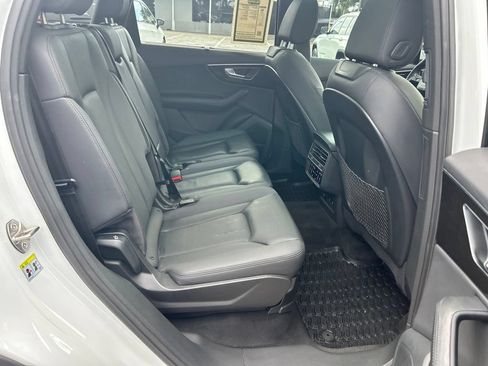 Used 2021 Audi Q7 3.0T Premium Plus w/ Executive Package AWD/4WD image 28