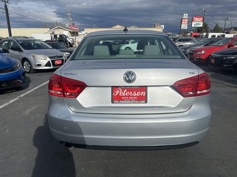 Used 2014 Volkswagen Passat 1.8T Wolfsburg Edition image 7