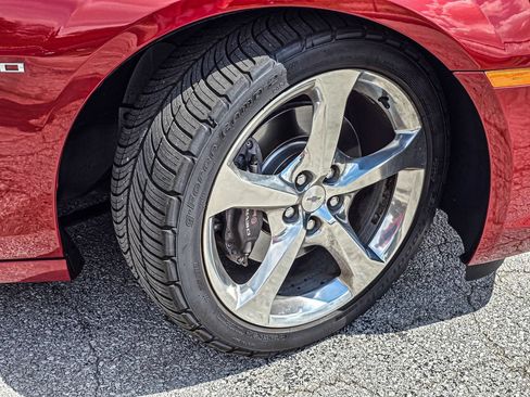 Used 2015 Chevrolet Camaro SS w/ RS Package RWD image 10