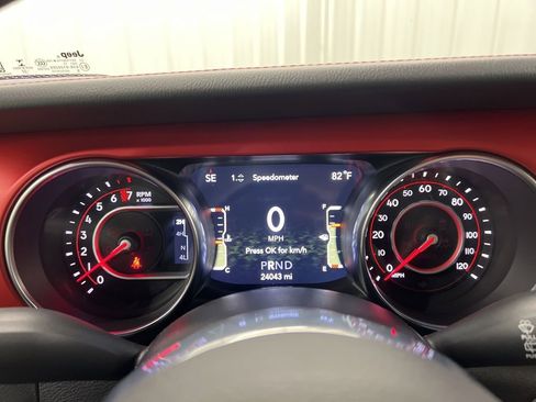 Used 2022 Jeep Wrangler Unlimited Rubicon w/ Steel Bumper Group image 24