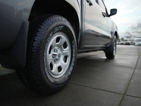 Used 2022 Nissan Frontier S w/ Technology Package image 36