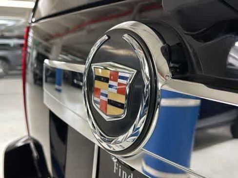 Used 2014 Cadillac Escalade ESV Platinum image 8