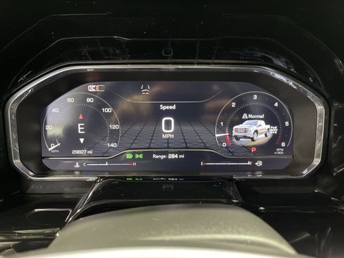 Used 2025 GMC Sierra 1500 SLT w/ SLT Premium Plus Package image 28