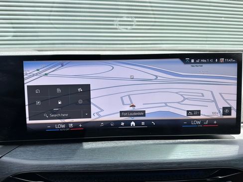 Used 2025 BMW 430i w/ M Sport Package image 31