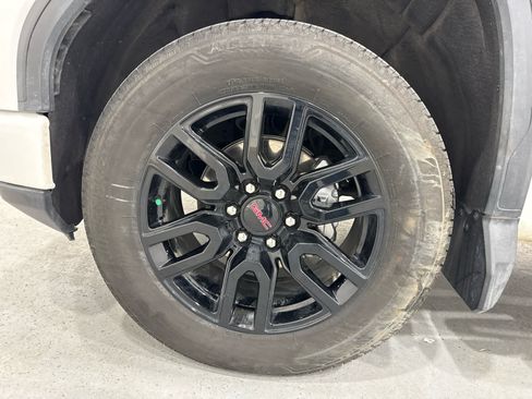 Certified 2025 GMC Sierra 1500 Elevation AWD/4WD image 10