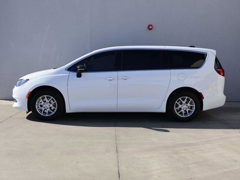 New 2026 Chrysler Voyager LX FWD image 2