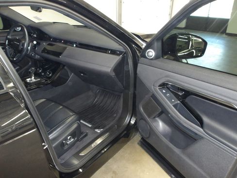 Used 2021 Land Rover Range Rover Evoque R-Dynamic S AWD/4WD image 15