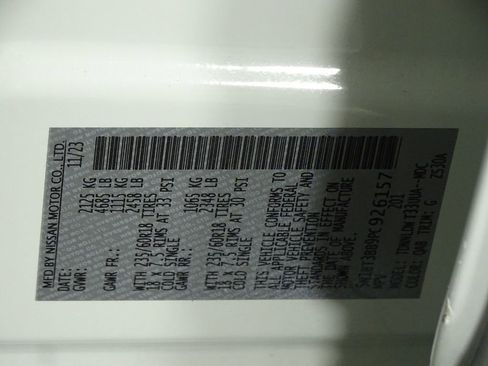 Used 2023 Nissan Rogue SV image 16