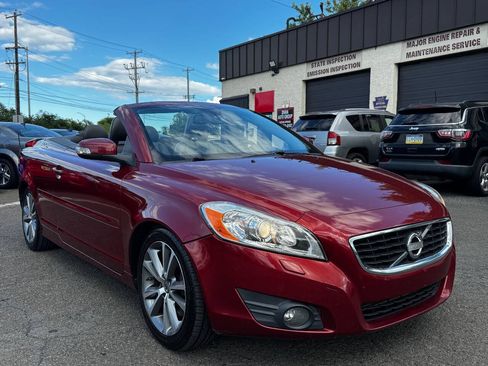 Used 2011 Volvo C70 T5 w/ Climate Pkg FWD image 8