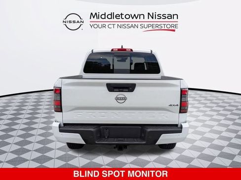 New 2025 Nissan Frontier SV w/ SV Convenience Package AWD/4WD image 4