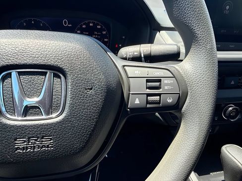 Used 2025 Honda Accord LX image 14