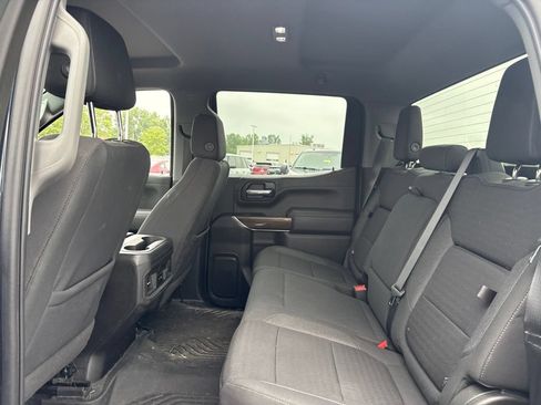 Used 2022 Chevrolet Silverado 1500 LT Trail Boss w/ Bed Protection Package AWD/4WD image 15