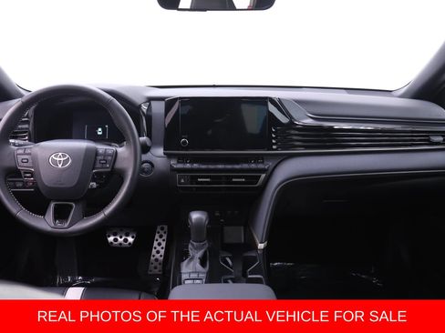 Used 2025 Toyota Camry SE w/ Convenience Package AWD/4WD image 5