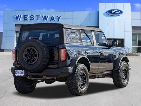 Used 2022 Ford Bronco Wildtrak image 4