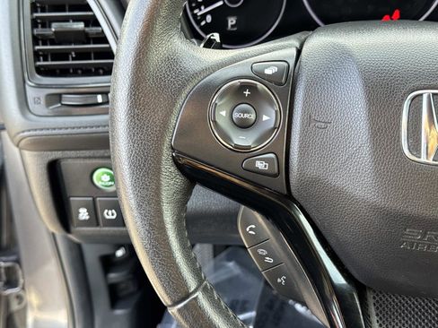 Used 2022 Honda HR-V Sport image 6