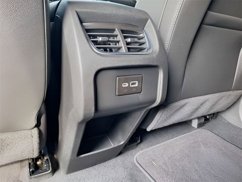 Used 2022 Chevrolet Blazer LT image 24